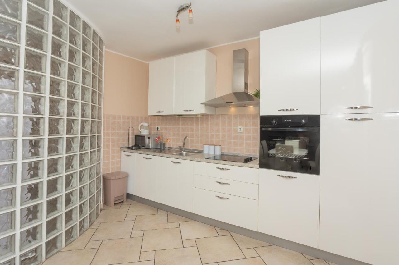 Apartment Mozart Шибеник Экстерьер фото