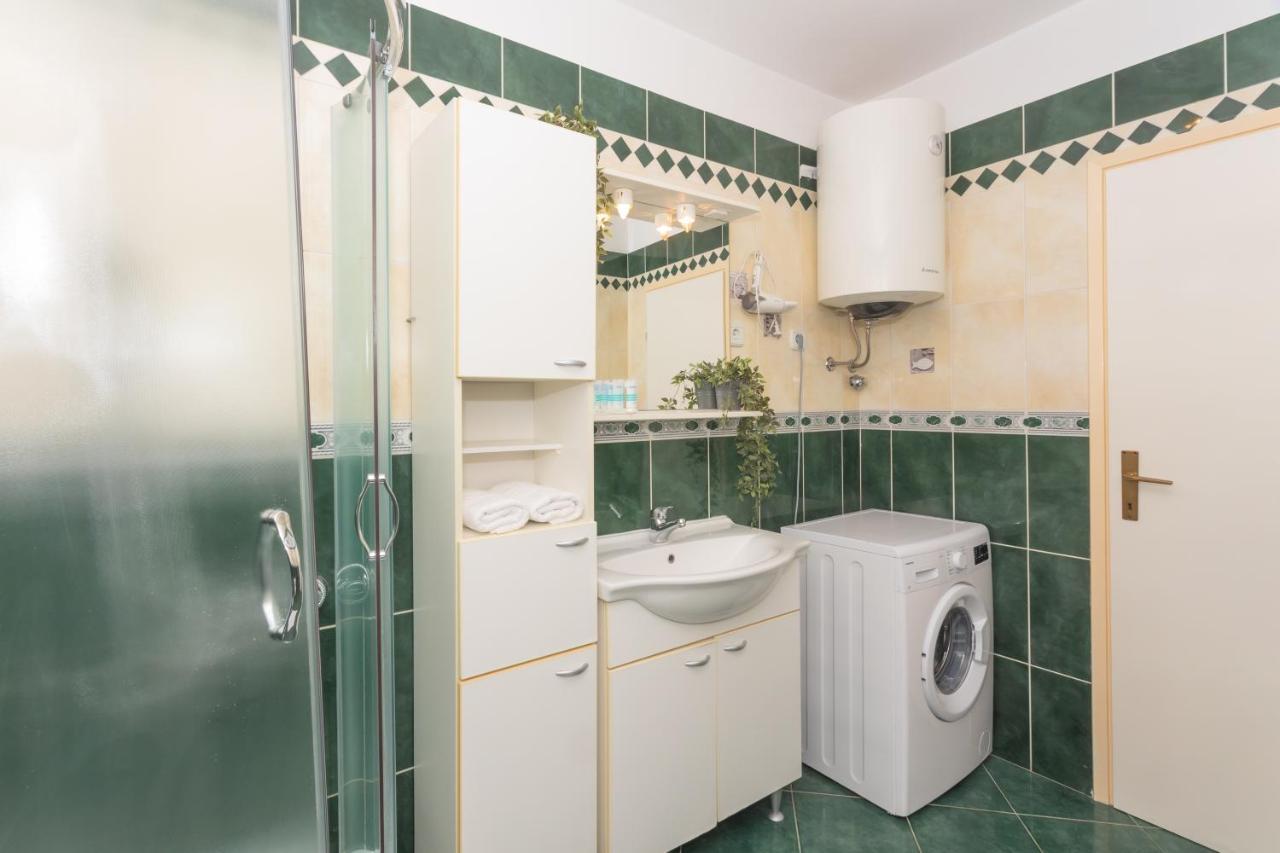 Apartment Mozart Шибеник Экстерьер фото